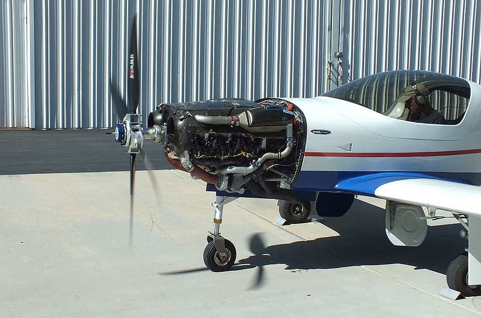 Kraft- und Vibrationsmessungen an Flugzeug-Propellern